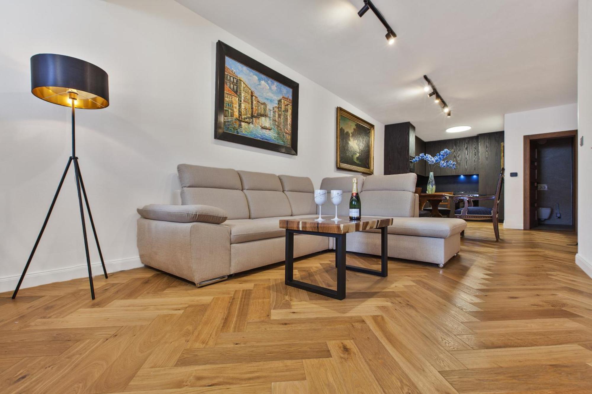Brezno Central Apartments Extérieur photo