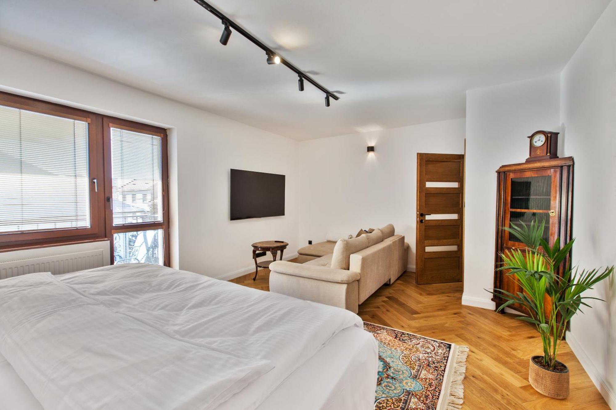 Brezno Central Apartments Extérieur photo