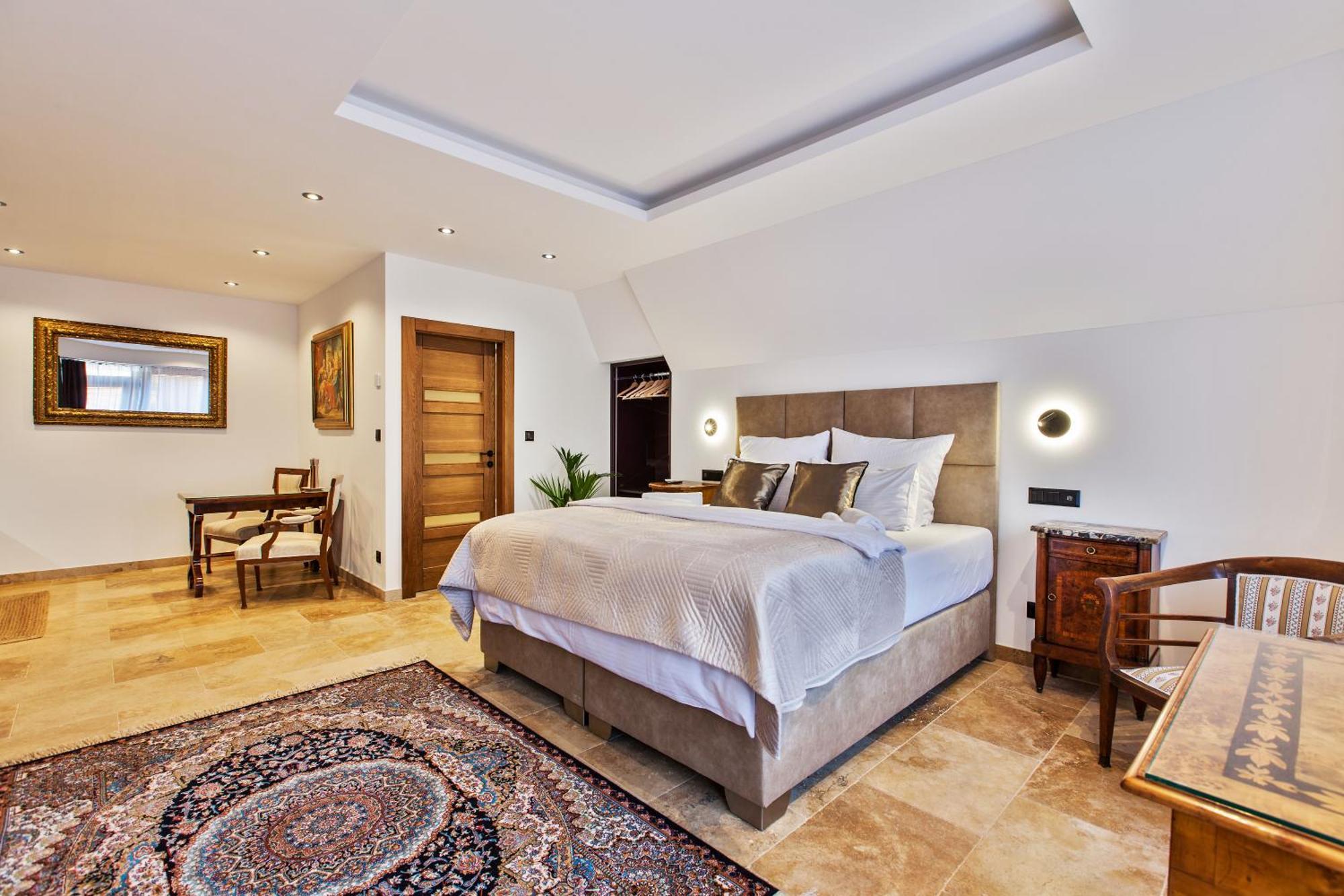 Brezno Central Apartments Extérieur photo