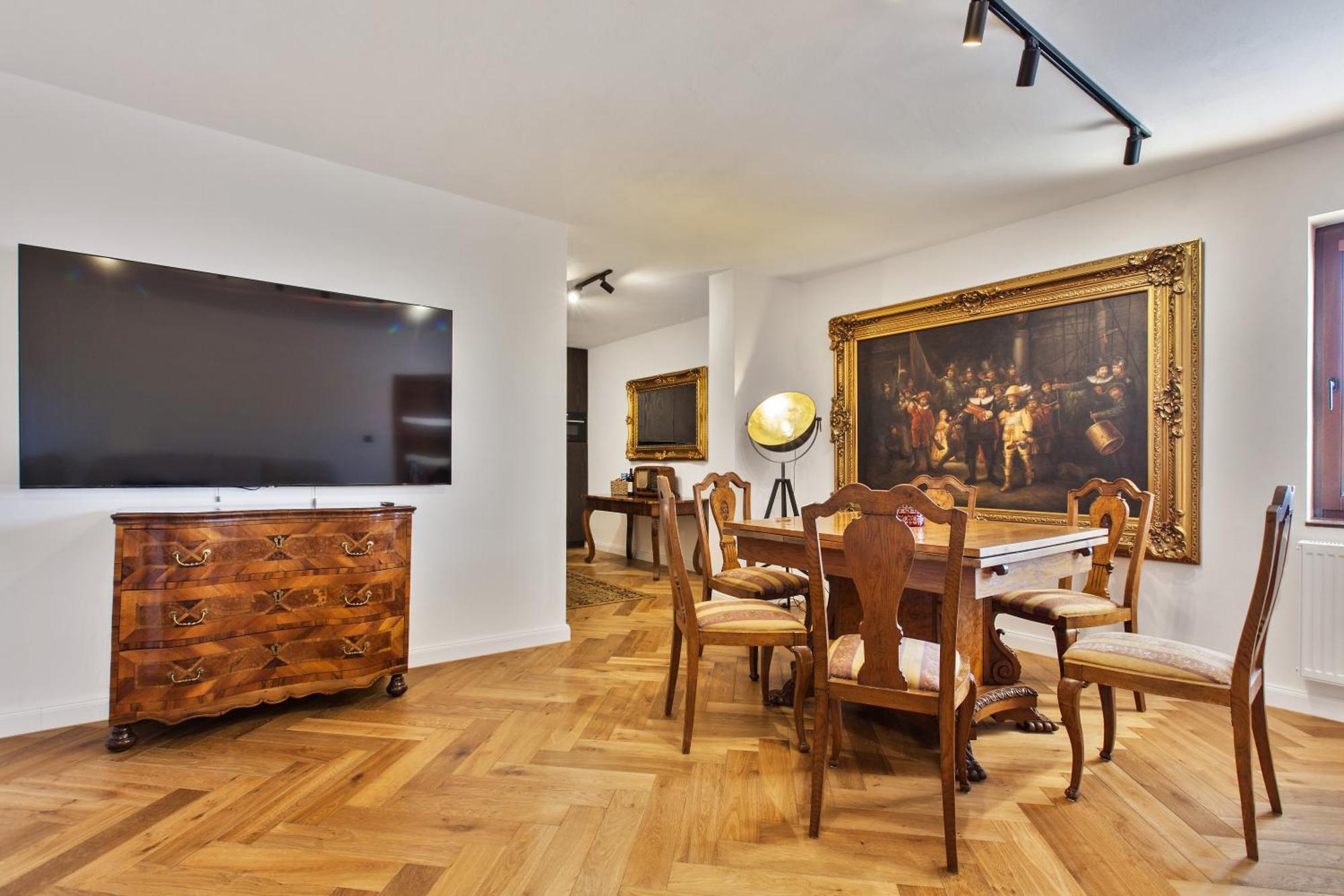 Brezno Central Apartments Extérieur photo